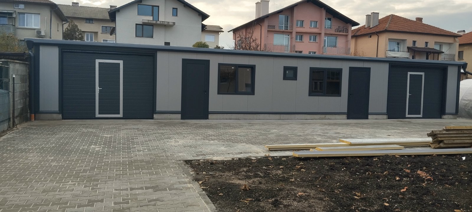 Гараж и складови помещения - Божурище - Изображение 2