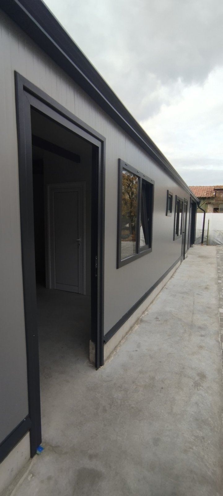 Гараж и складови помещения - Божурище - Изображение 3