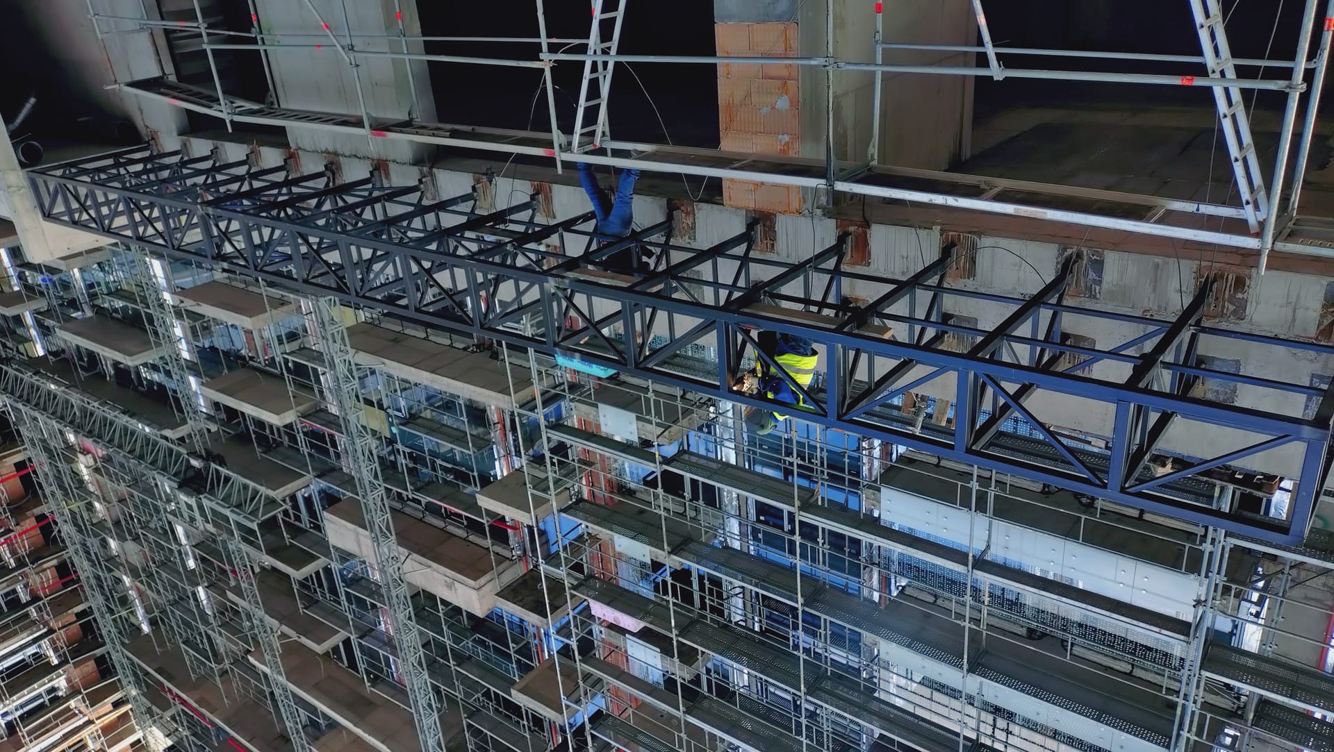 Козирка - Театрална Резиденс - Изображение 4