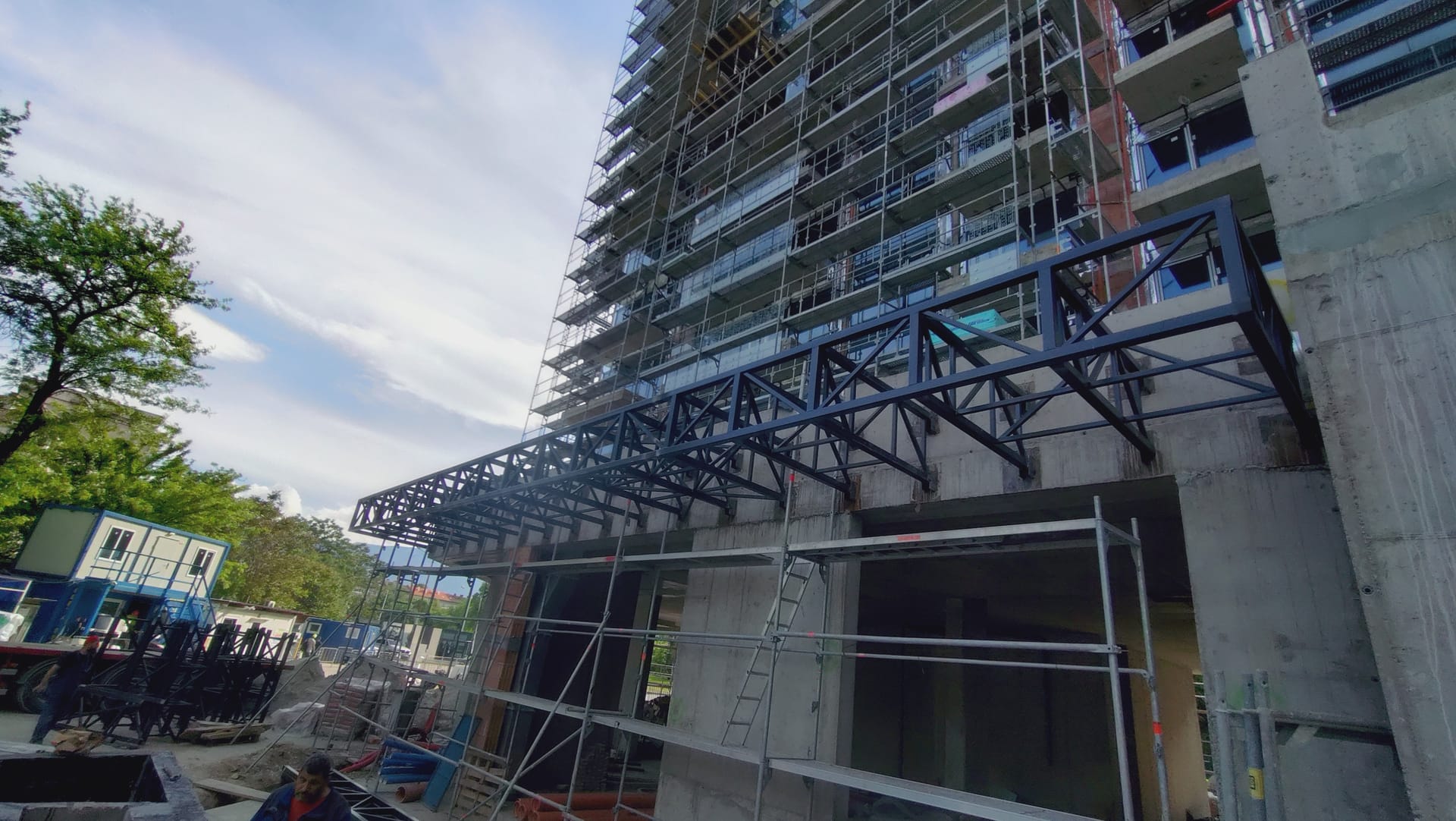 Козирка - Театрална Резиденс - Изображение 5